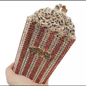 Popcorn crystals purse